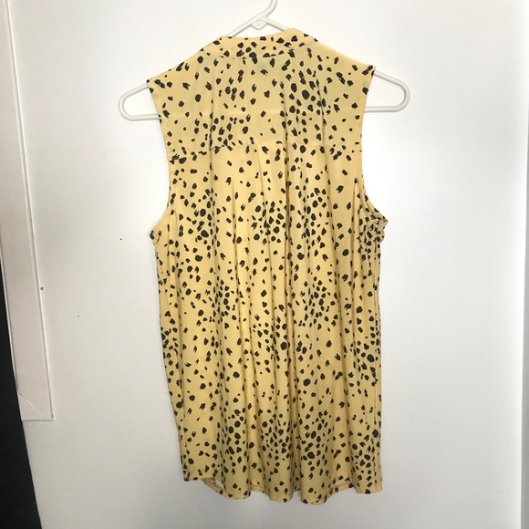 Lily Morgan Yellow Sleeveless top • Black Spot Print • V-Neck - Picture 2 of 15